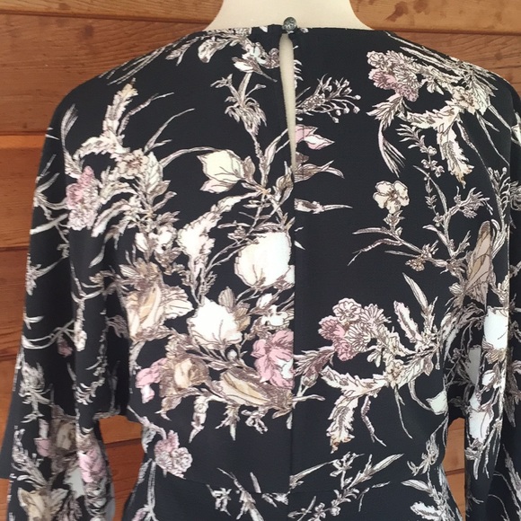 Flynn & Rose Floral Dress - Picture 5 of 7